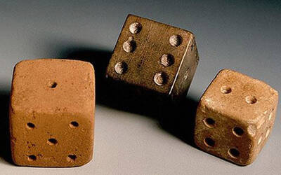 История игры в кости