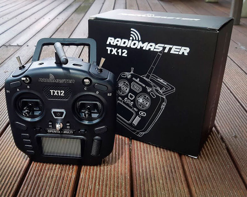 Radiomaster TX12 vs. TX16S | Generator-online.com
